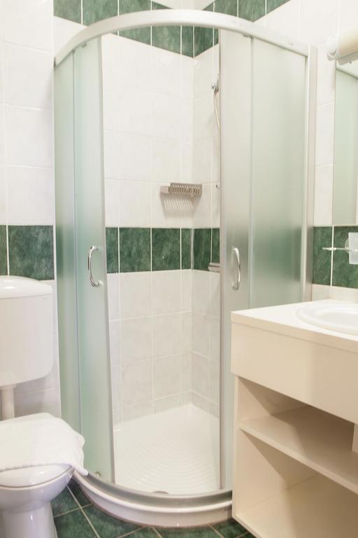 Julija&Robert'S Riverview Apartments And Rooms ليوبليانا المظهر الخارجي الصورة