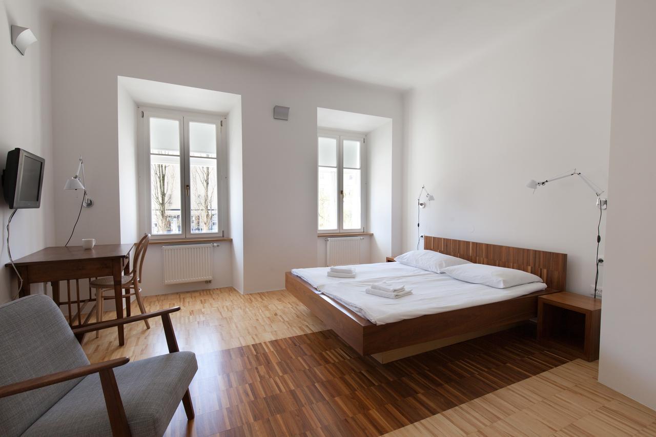 Julija&Robert'S Riverview Apartments And Rooms ليوبليانا المظهر الخارجي الصورة